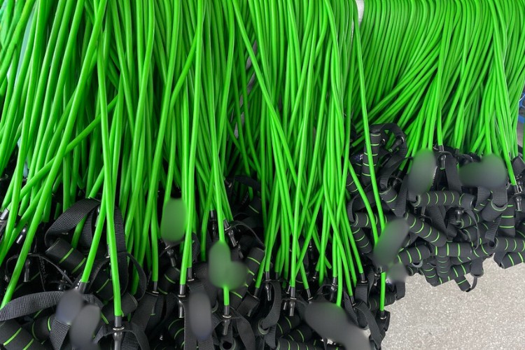 green resistance tube with padded handles